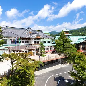 Ryokan (tradycyjny japoński pensjonat lub zajazd) Fujiya *****