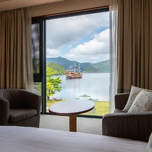Ryokan (tradycyjny japoński pensjonat lub zajazd) Hakone Hotel ****