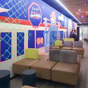 Hostal Ideal Youth 